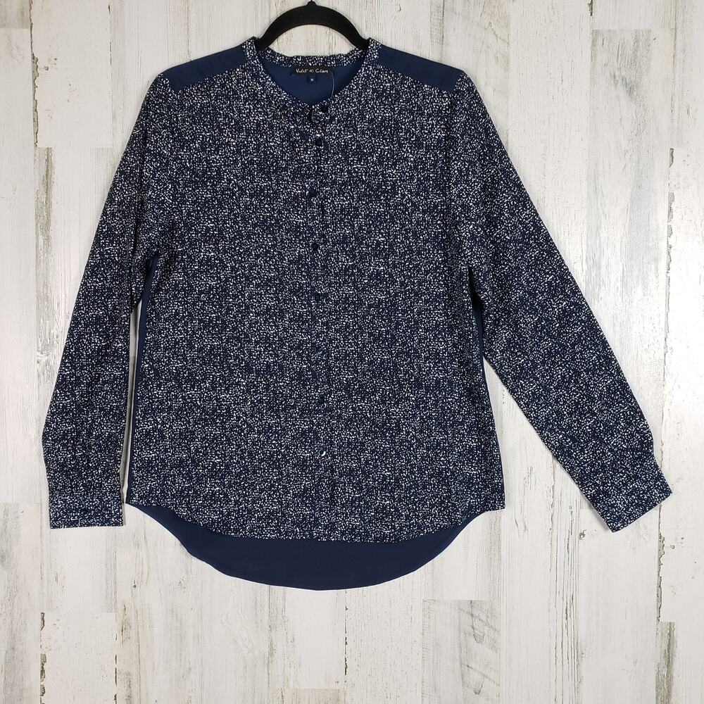 NWT Violet & Claire Navy Blue Speckled Button Down Silky Blouse Size Medium